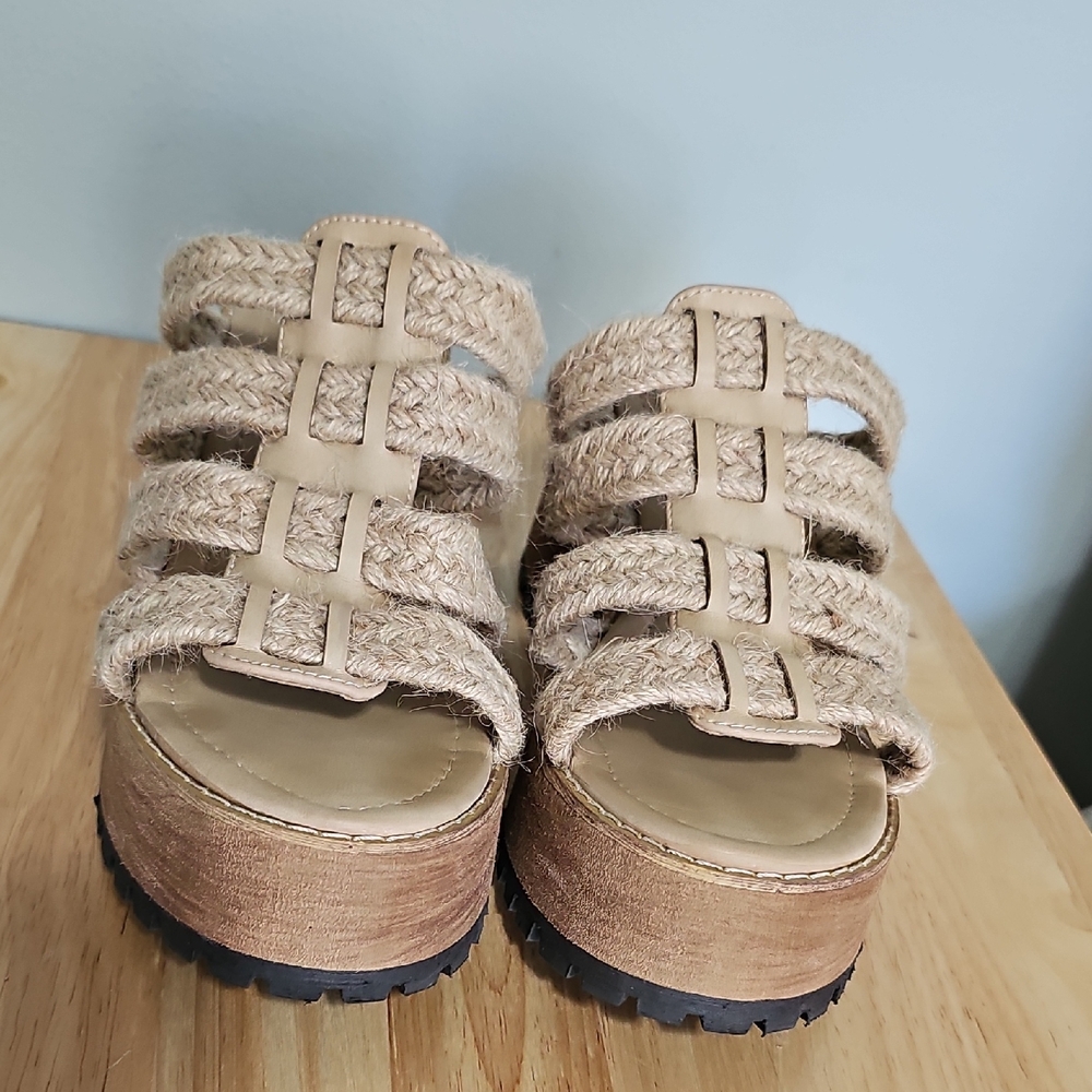 Braided Strap Platform Slide Sandals in Beige